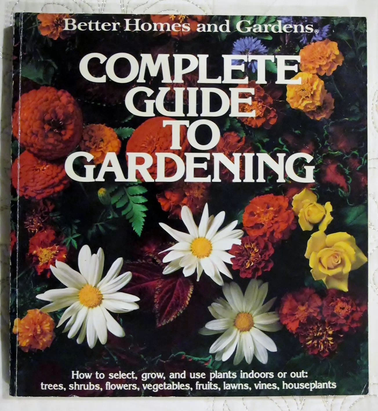 completeguidegardeningbook Complete Guide to Gardening Book